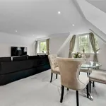 Rent 3 bedroom apartment in Elmbridge