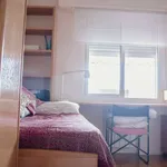 Alquilo 2 dormitorio apartamento de 75 m² en madrid