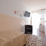 Rent 5 bedroom apartment of 200 m² in Messina