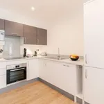 Rent 2 bedroom flat in London