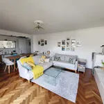 Rent 4 bedroom apartment of 92 m² in suresnes