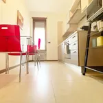 Rent 2 bedroom apartment of 40 m² in Milan