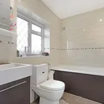 Rent 4 bedroom flat in East Of England