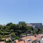 Rent 4 bedroom apartment in Porto