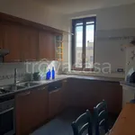 Affitto 6 camera appartamento di 160 m² in Livorno