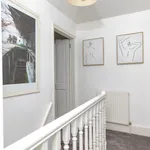 Rent 3 bedroom apartment of 93 m² in Shrewsbury