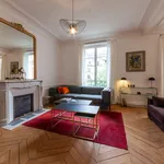 Rent 1 bedroom apartment of 85 m² in Paris