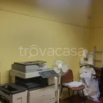 Affitto 5 camera appartamento di 142 m² in Catania