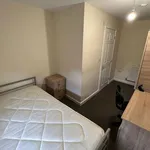 Rent 3 bedroom flat in West Midlands