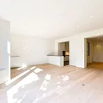 Rent 3 bedroom apartment in Etterbeek