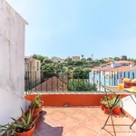 Rent 1 bedroom apartment of 40 m² in Lisbon