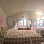 Rent 2 bedroom apartment of 50 m² in Napoli