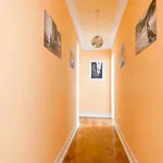 Rent a room in lisbon