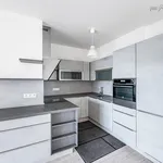 Pronajměte si 3 ložnic/e byt o rozloze 115 m² v Prague