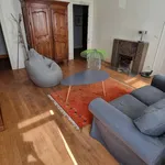 Appartement de 266 m² avec 9 chambre(s) en location à Dijon