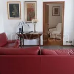 Rent 5 bedroom apartment of 120 m² in Bolzano