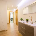 Rent 3 bedroom apartment in Lisbon