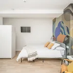 Rent 1 bedroom apartment of 30 m² in Málaga