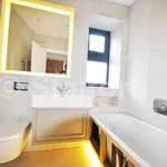 Rent 2 bedroom flat of 63 m² in London