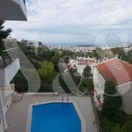 Rent 4 bedroom apartment of 170 m² in Βούλα