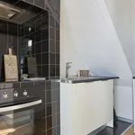 Rent 1 bedroom apartment of 70 m² in lisbon