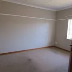 Rent 3 bedroom house in Roodepoort