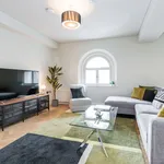 Rent 2 bedroom apartment of 883 m² in Dublin