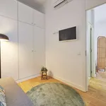 Rent 1 bedroom apartment of 70 m² in lisbon