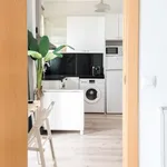 Rent 1 bedroom apartment of 36 m² in barcelona