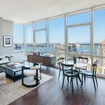 Rent 2 bedroom apartment in Manhattan