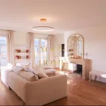 Rent 1 bedroom apartment in Versailles