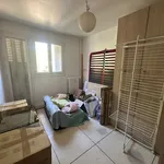 Appartement de 55 m² avec 3 chambre(s) en location à Hyères