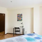 Rent 4 bedroom apartment in Porto