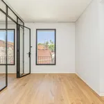 Rent 1 bedroom apartment of 53 m² in Lisbon