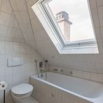 Rent a room of 80 m² in Stuttgart