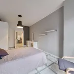 Rent a room of 136 m² in milan