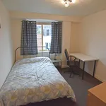 Rent 2 bedroom flat in East Midlands