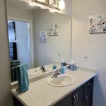 Rent 3 bedroom apartment in Pelham