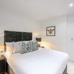 Rent 3 bedroom apartment in London