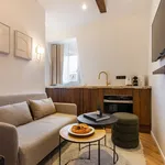 Rent 1 bedroom apartment of 12 m² in Paris