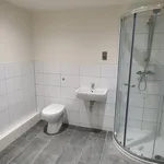 Rent 2 bedroom flat in Bradford