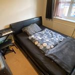 Rent 3 bedroom house in West Midlands