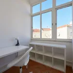 Rent 11 bedroom apartment in Lisbon