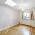 Rent 6 bedroom apartment in London