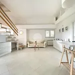 Rent 2 bedroom apartment of 60 m² in Napoli