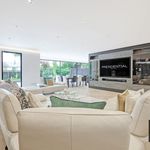 Rent 7 bedroom house in London