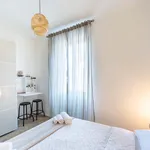 Rent 4 bedroom apartment of 45 m² in Stuttgart