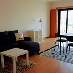 Rent 2 bedroom apartment in Porto