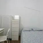 Rent a room in lisbon