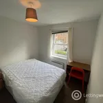 Rent 3 bedroom flat in Edinburgh